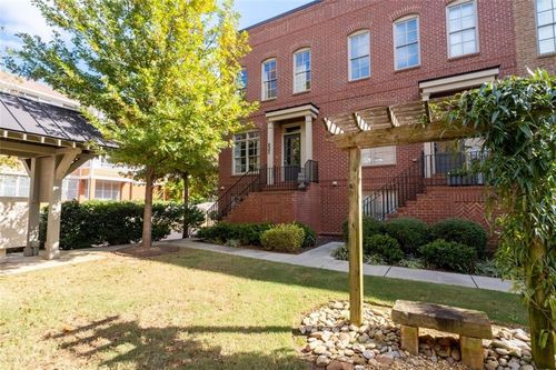 821 Virginia Park Cir Ne, Atlanta, GA, 30306-4081 | Card Image