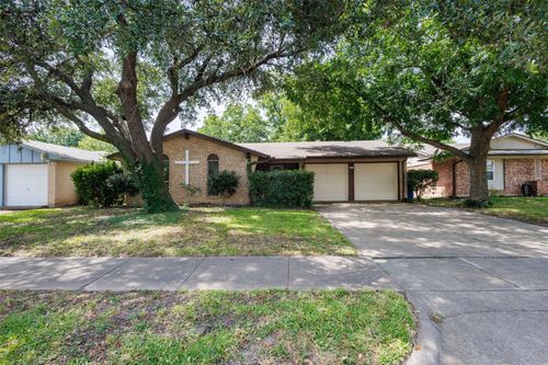 610 Greencove Dr, Garland, TX, 75040-5774 | Card Image