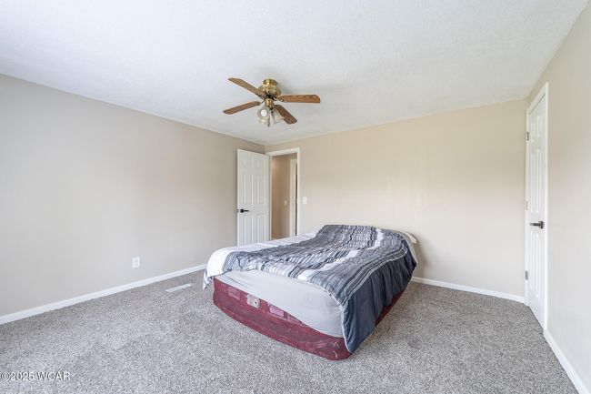 1303 Chateau Cir, House other with 3 bedrooms, 2 bathrooms and null parking in Findlay OH | Image 21