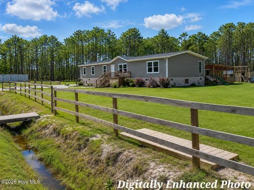 2094 Traders Neck Rd, Hampstead, NC, 28443 | Card Image