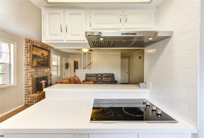 12207 Level Run St, House other with 5 bedrooms, 2 bathrooms and 2 parking in Meadows Place TX | Image 14
