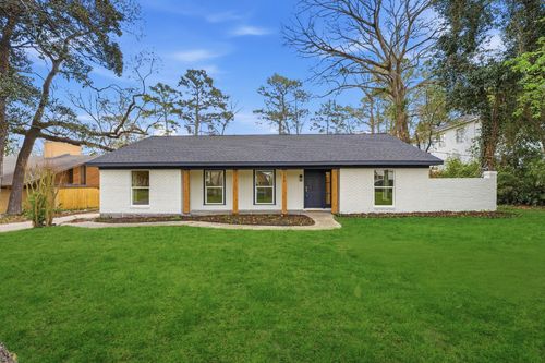 28 Winged Foot Dr, Conroe, TX, 77304-1154 | Card Image
