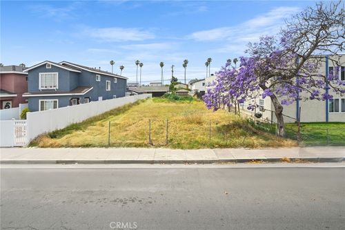 1414 253rd St, Harbor City, CA, 90710-2711 | Card Image