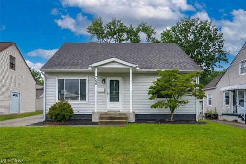 705 E Catawba Ave, Akron, OH, 44306-3664 | Card Image