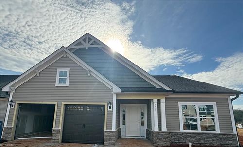 271 Morning Star Dr, Advance, NC, 27006-8016 | Card Image