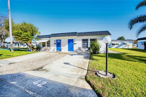 42 Temple Ct, LEHIGH ACRES, FL, 33936-7230 | Card Image