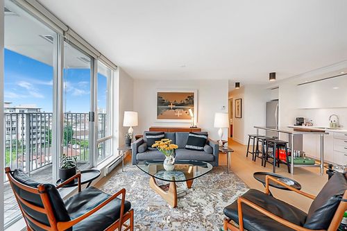 905-328 E 11th Ave, Vancouver, BC, V5T4W1 | Card Image