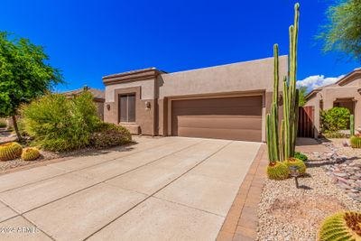 6584 E Shooting Star Way, House other with 3 bedrooms, 2 bathrooms and null parking in Scottsdale AZ | Image 2