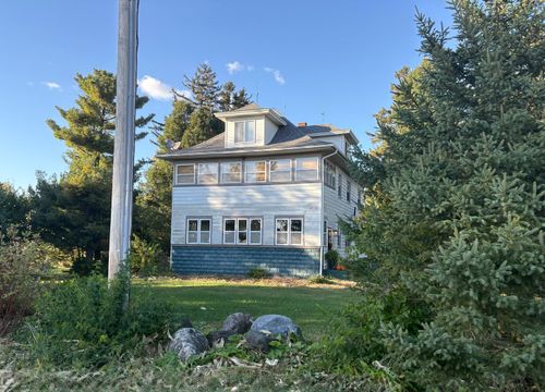 2306 Beach Rd, Ashton, IL, 61006-9422 | Card Image