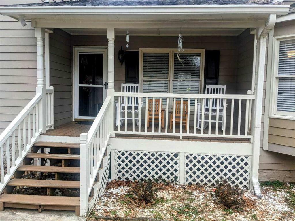 Oak Landing Cir, Douglasville, GA 30134