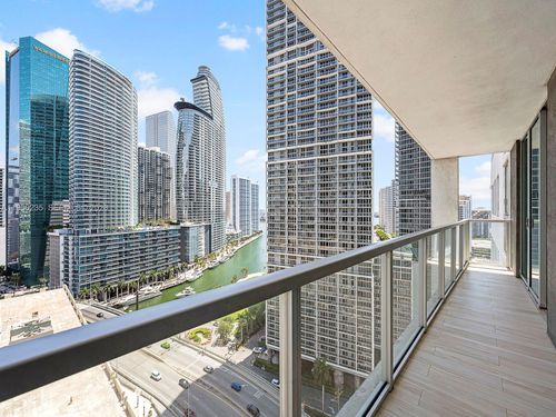 2203-500 Brickell Ave, Miami, FL, 33131-2581 | Card Image