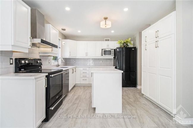 15 Rosetta Ave, House other with 4 bedrooms, 3 bathrooms and 4 parking in Nepean ON | Image 9