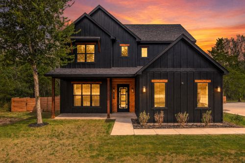 587 W Keanahalululu Lane, Bastrop, TX, 78602 | Card Image