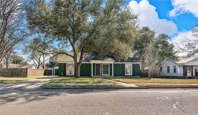 3306 Cumberland Ave, House other with 2 bedrooms, 2 bathrooms and 4 parking in Waco TX | Image 87