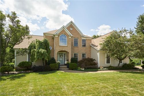 12399 Bridgemont Avenue Nw, Uniontown, OH, 44685 | Card Image
