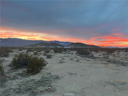 38 Rodeo Rd, Lucerne Valley, CA, 92356 | Card Image