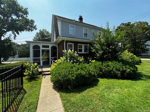 160 W Neck Rd, Huntington, NY, 11743-2437 | Card Image