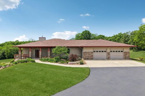 N7977 Dahlk Road, New Glarus, WI, 53574 | Card Image