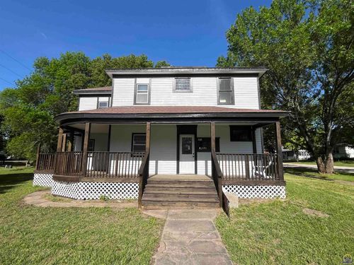500 S 4th St, Burlington, KS, 66839-1918 | Card Image