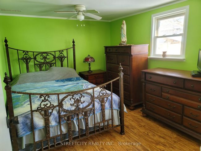 156 Maple St, House other with 2 bedrooms, 1 bathrooms and 4 parking in West Elgin ON | Image 18