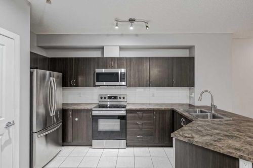 303-100 Cranfield Common Se, Calgary, AB, T3M1S1 | Card Image