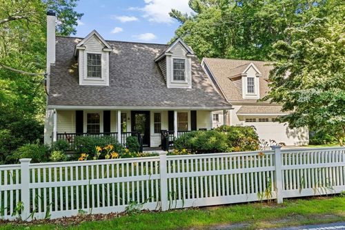 42 Prospect St, Norwell, MA, 02061-1141 | Card Image