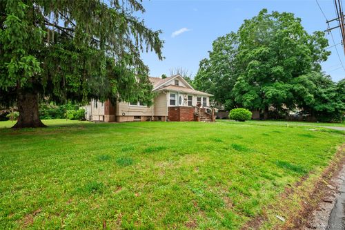 5 Lincoln St, Sloatsburg, NY, 10974-1203 | Card Image