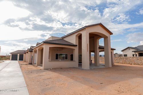 4631 Mesa Rico Dr, Las Cruces, NM, 88011-7221 | Card Image