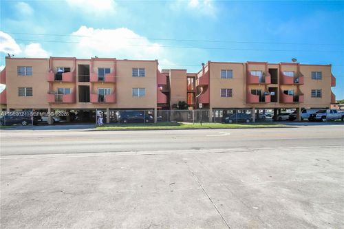 320-3675 W 11th Ave, Hialeah, FL, 33012-4964 | Card Image