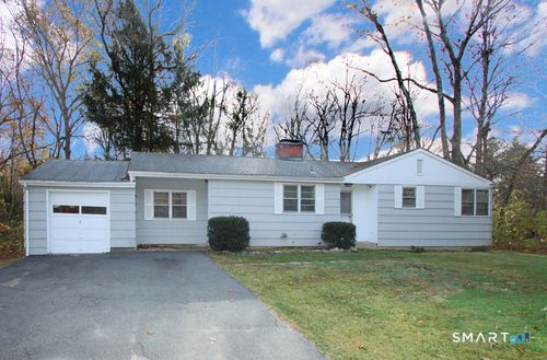 106 Glenwood Rd, Clinton, CT, 06413-1423 | Card Image
