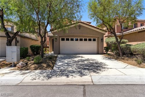 917 Lord Crewe St, Las Vegas, NV, 89138-6036 | Card Image