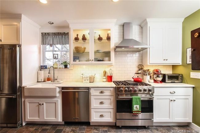 184 Main St, House other with 6 bedrooms, 6 bathrooms and null parking in Wethersfield CT | Image 23