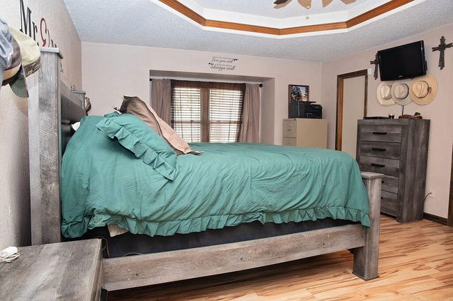 1560 State Highway 214, House other with 3 bedrooms, 3 bathrooms and null parking in Plains TX | Image 25