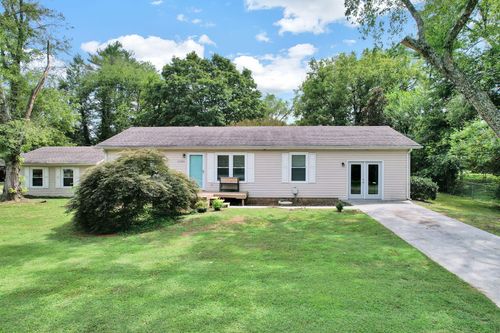 1105 Apache St, Athens, TN, 37303-3301 | Card Image