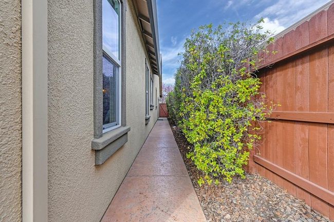 2104 Benton Loop, House other with 3 bedrooms, 3 bathrooms and null parking in Roseville CA | Image 47