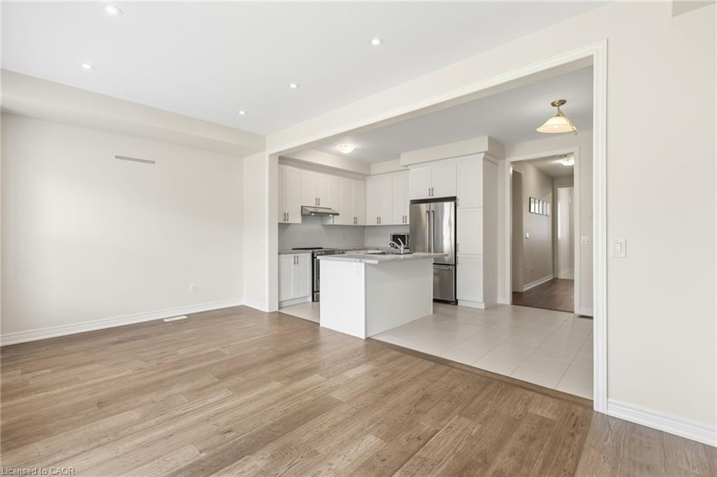 Residential Lease in Ancaster 2
