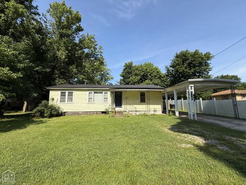 852 Circle Dr, Piggott, AR, 72454-3205 | Card Image