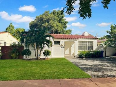 1340 Normandy Dr, House other with 3 bedrooms, 2 bathrooms and null parking in Miami Beach FL | Image 2