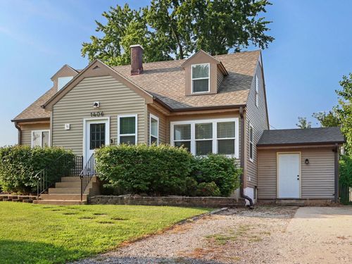 1406 Channel Beach Ave, Johnsburg, IL, 60051-8901 | Card Image