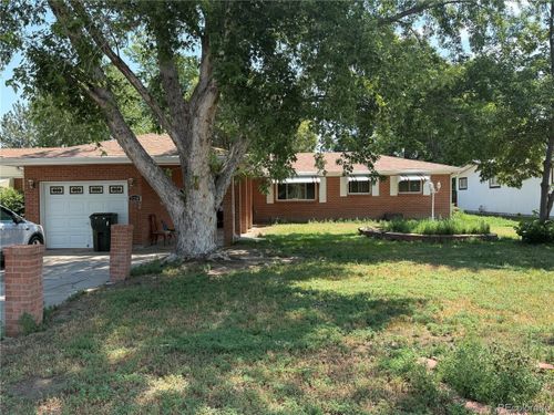 228 S Sherman St, Fort Morgan, CO, 80701-3402 | Card Image