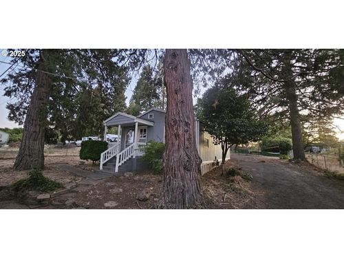 1248 Nw Ellan St, Roseburg, OR, 97470-2037 | Card Image