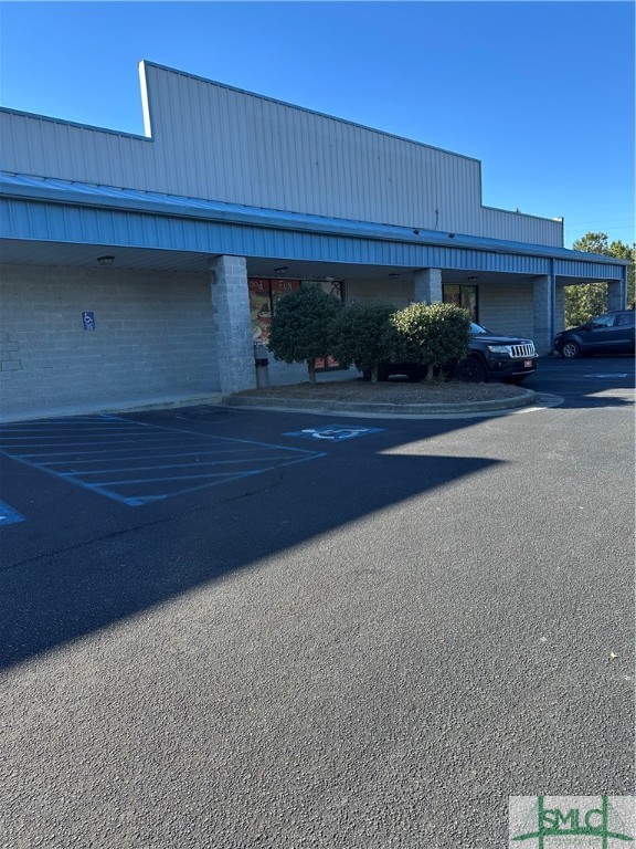767 Veterans Pkwy, Hinesville, GA 31313