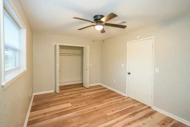 484 Us Highway 259 N, House other with 3 bedrooms, 3 bathrooms and null parking in De Kalb TX | Image 18