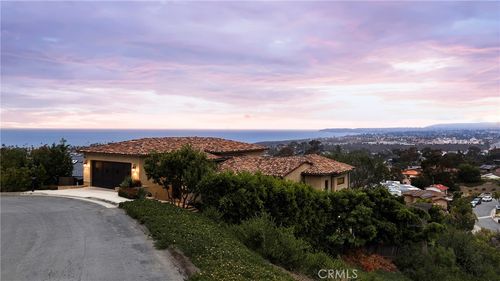 121 Avenida Pizarro, San Clemente, CA, 92672 | Card Image