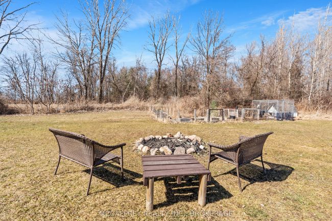 243 County Rd 17, House other with 2 bedrooms, 1 bathrooms and 6 parking in Newburgh ON | Image 27