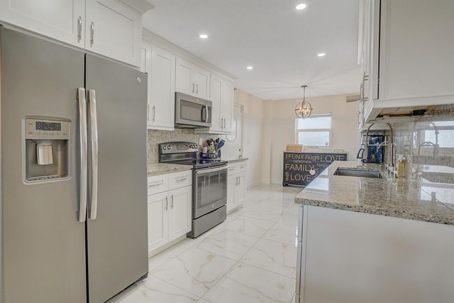 APT-401 - 3326 Arcara Way, Condo with 3 bedrooms, 2 bathrooms and null parking in Lake Worth FL | Image 9