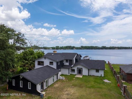 8063 Appian Way W, Jacksonville, FL, 32208-3569 | Card Image