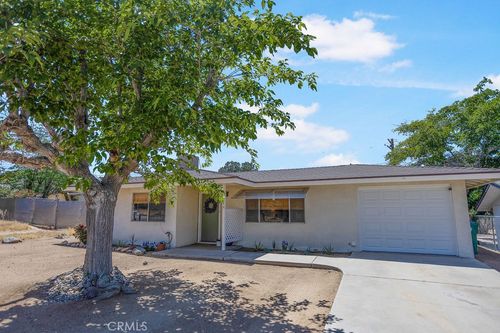 7744 Inca Trl, Yucca Valley, CA, 92284-3420 | Card Image