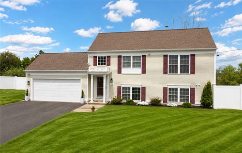65 Silo Dr, Cumberland, RI, 02864-3265 | Card Image