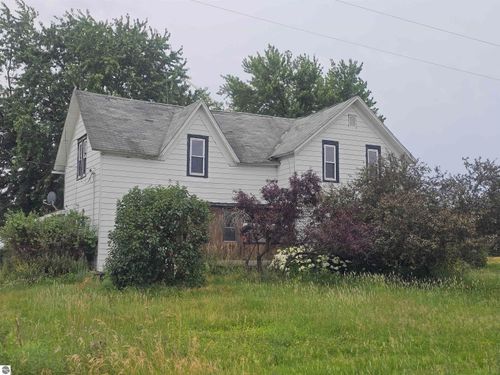 2353 W Rosebush Rd, Weidman, MI, 48893-9791 | Card Image